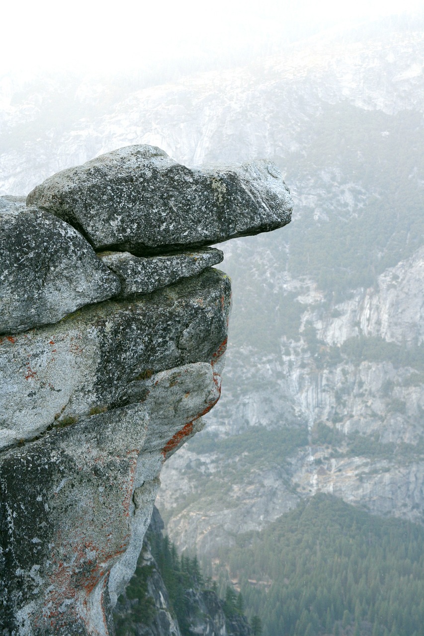 How Can I Overcome My Fear Of Heights To Enjoy Rock Climbing With My Boyfriend?