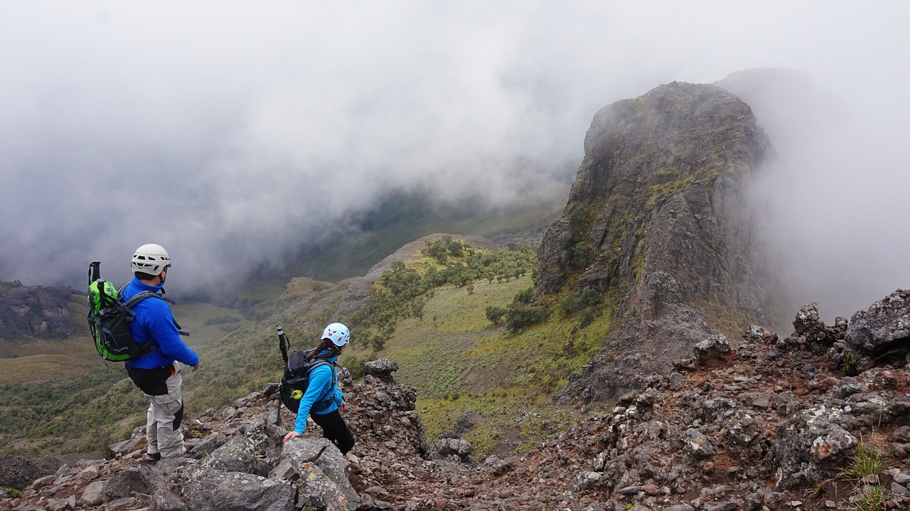 What Should I Know Before Trying Rock Climbing With My Boyfriend?